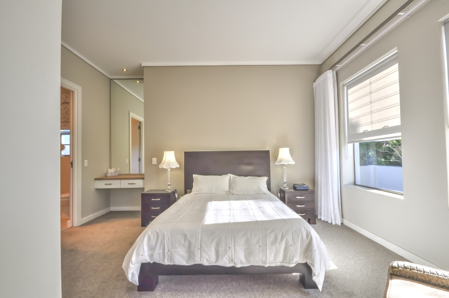 4 Bedroom Property for Sale in Earls Court Lifestyle Estate Western Cape